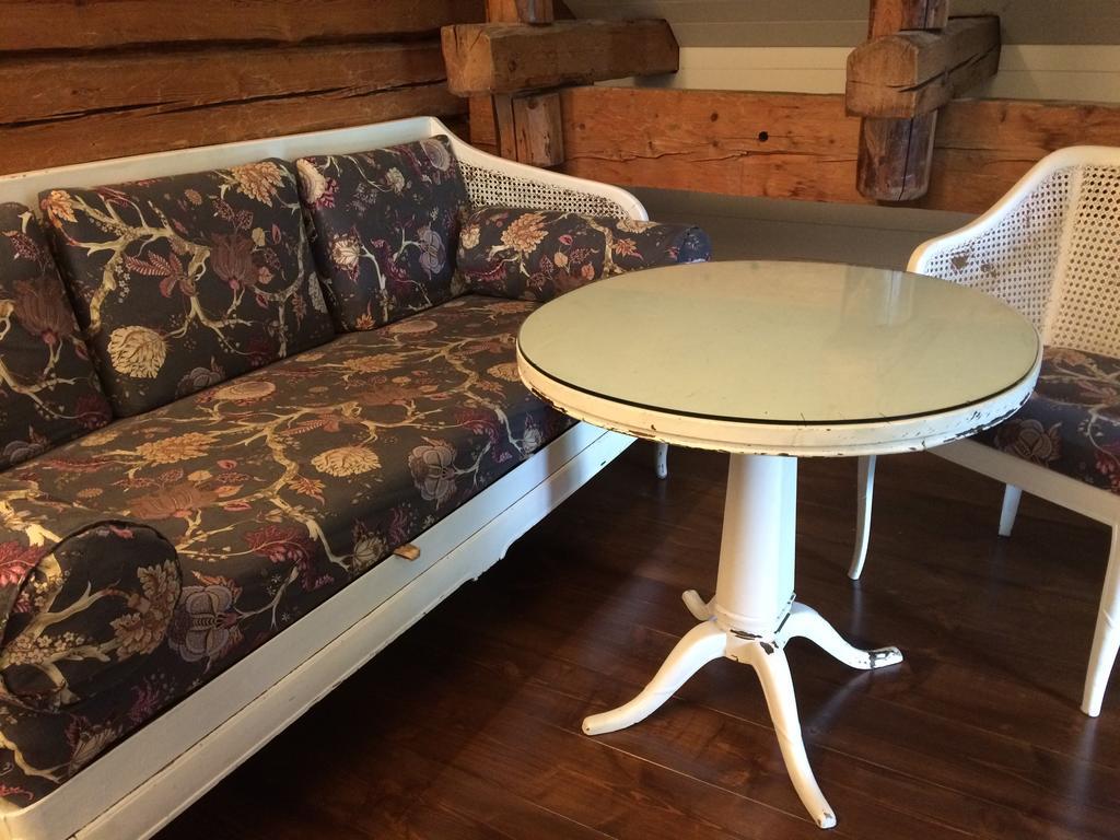 Ostello Karaby Gard, Country Living Kristinehamn Esterno foto